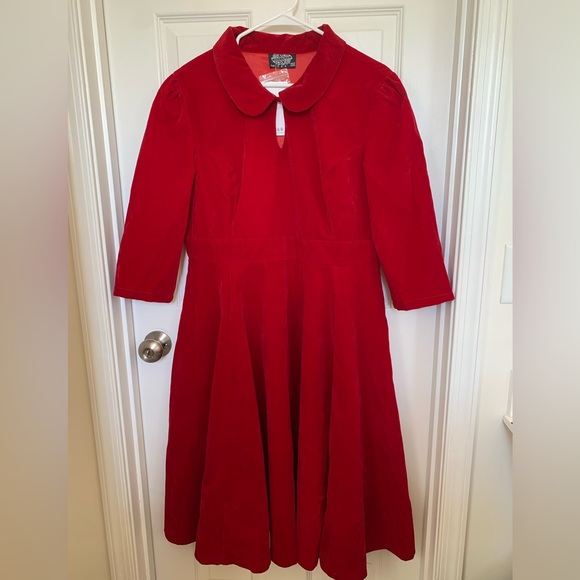 NWT Hearts & Roses London Red Velvet Tea Length Dress Size 16 US - Picture 5 of 14